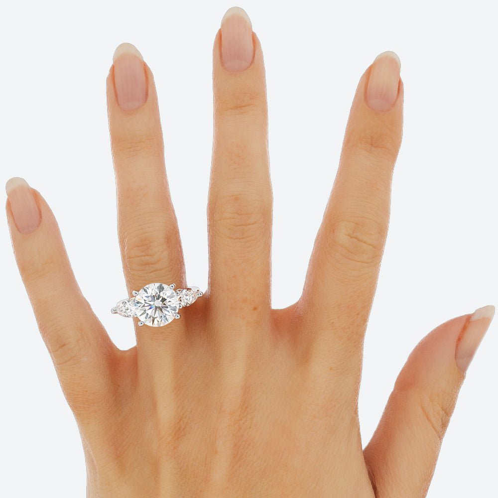 3.0 Carat Round Cut Diamond Engagement Ring 14k White Gold - Balacia