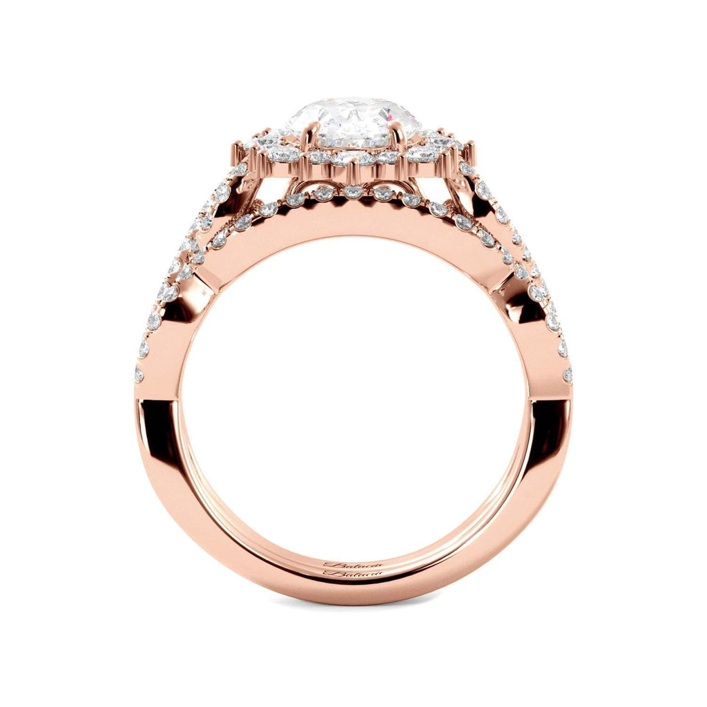 oval ring set side view