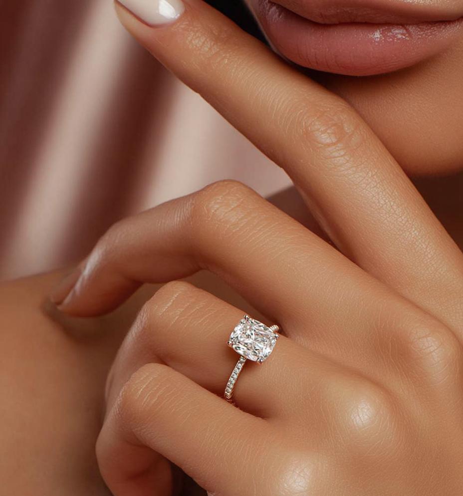 cushion cut engagement rings