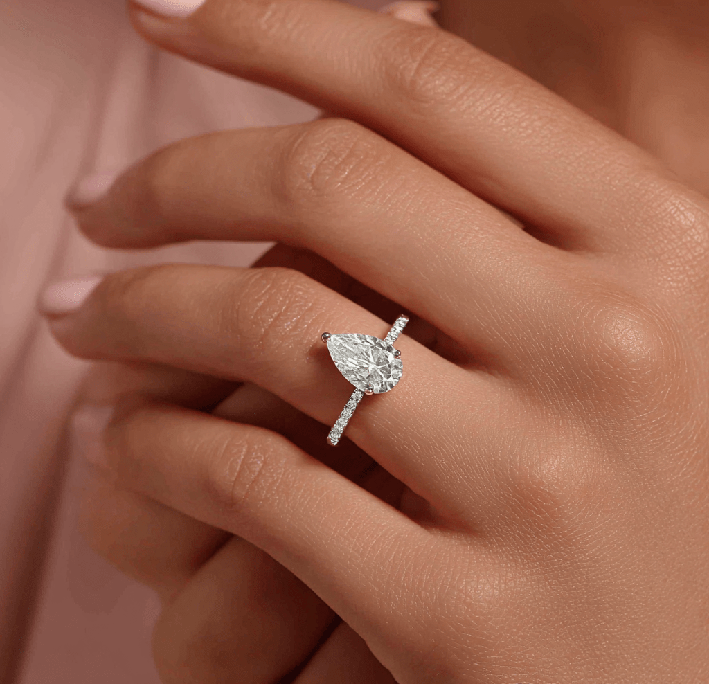 Pear Natural Diamond Engagement Rings