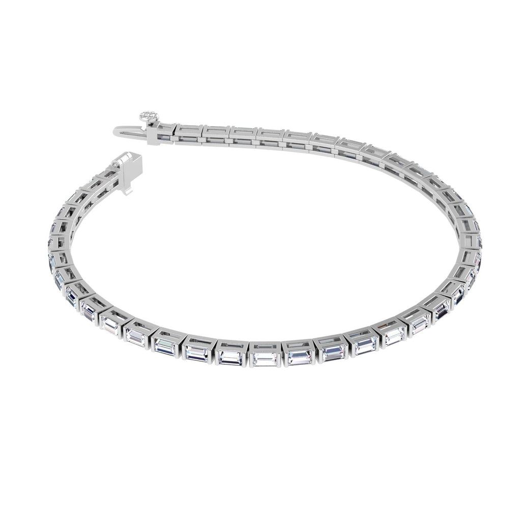 Exquisite Horizontal Emerald Cut Diamond Tennis Bracelet - Luxurious and sophisticated with horizontal emerald-cut diamonds | White Gold | Front View