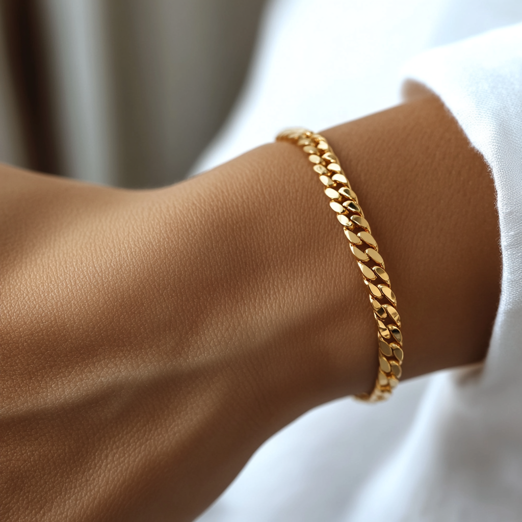 Solid gold link bracelet hot sale