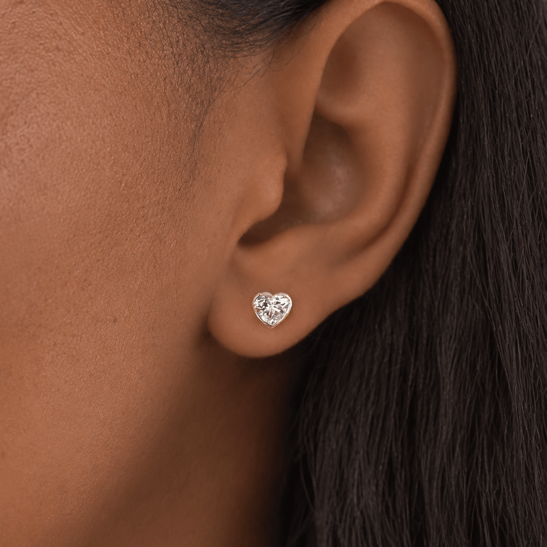 1ctw heart diamond bezel stud earrings