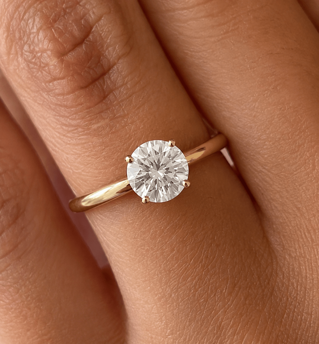 round natural diamond engagement ring